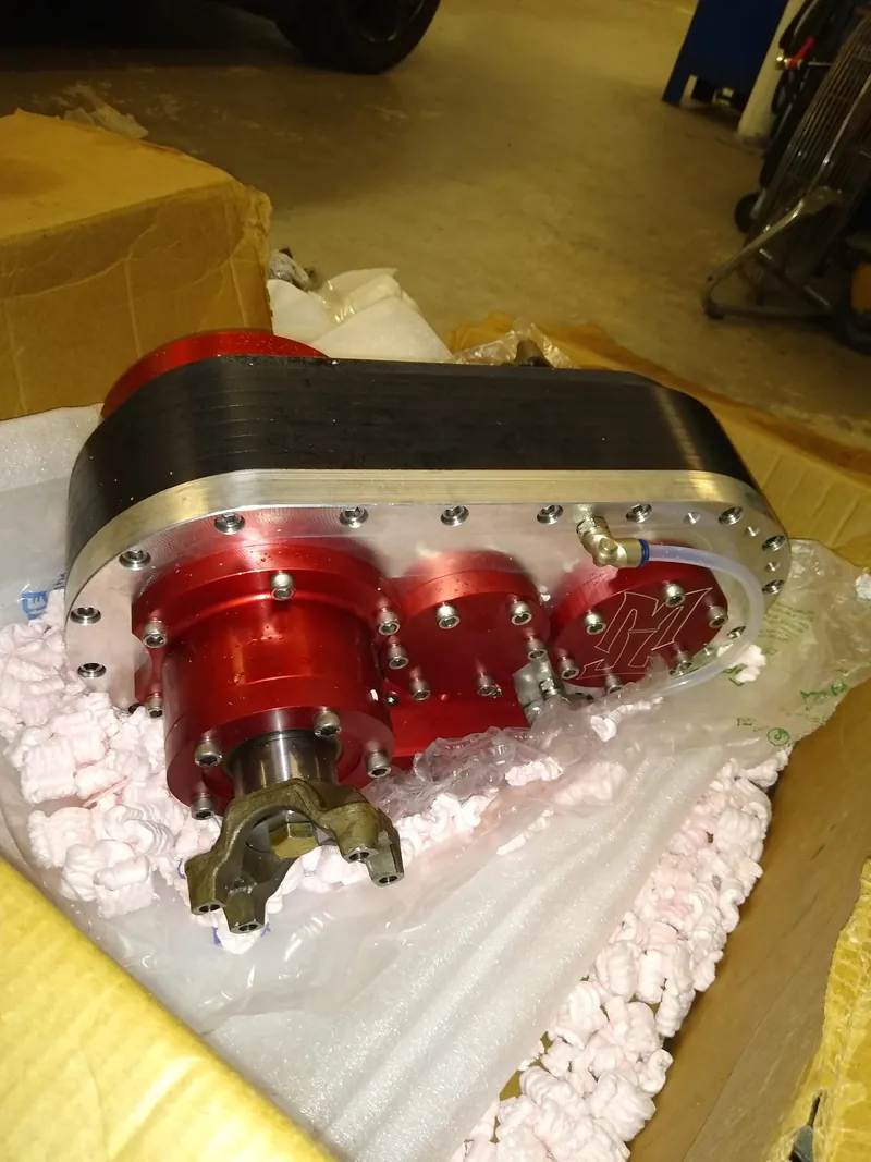 High-performance transmission with red anodized case